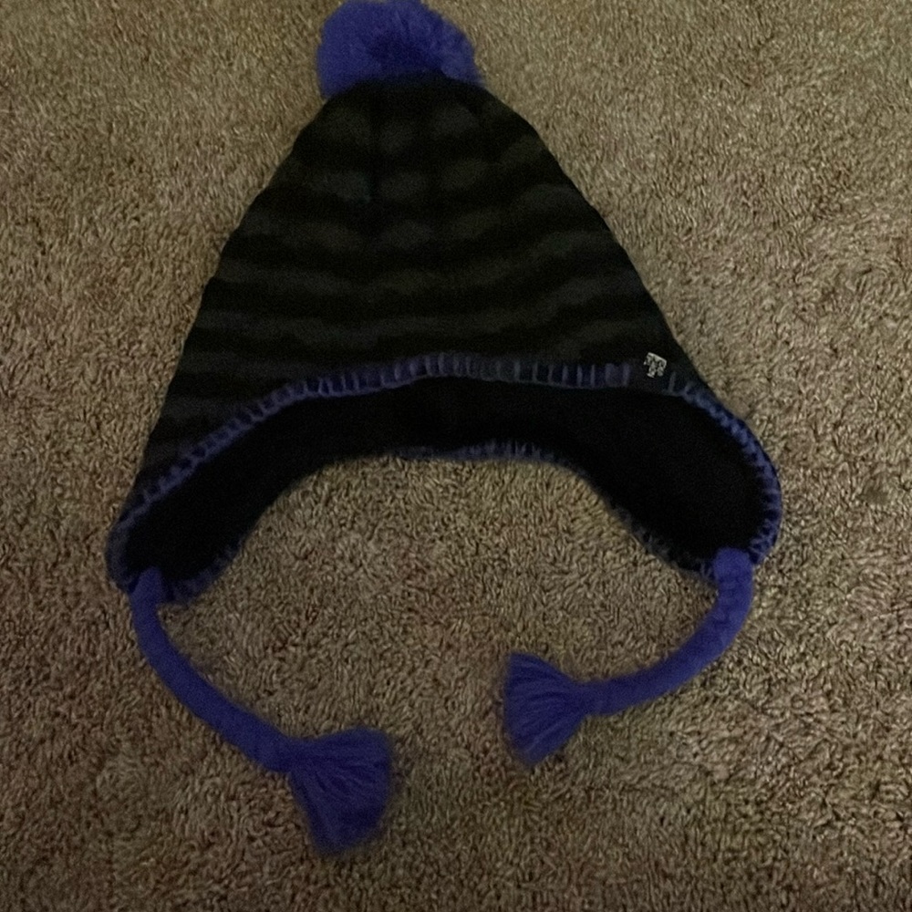 The North Face Girls’ Fuzzy Earflap Beanie